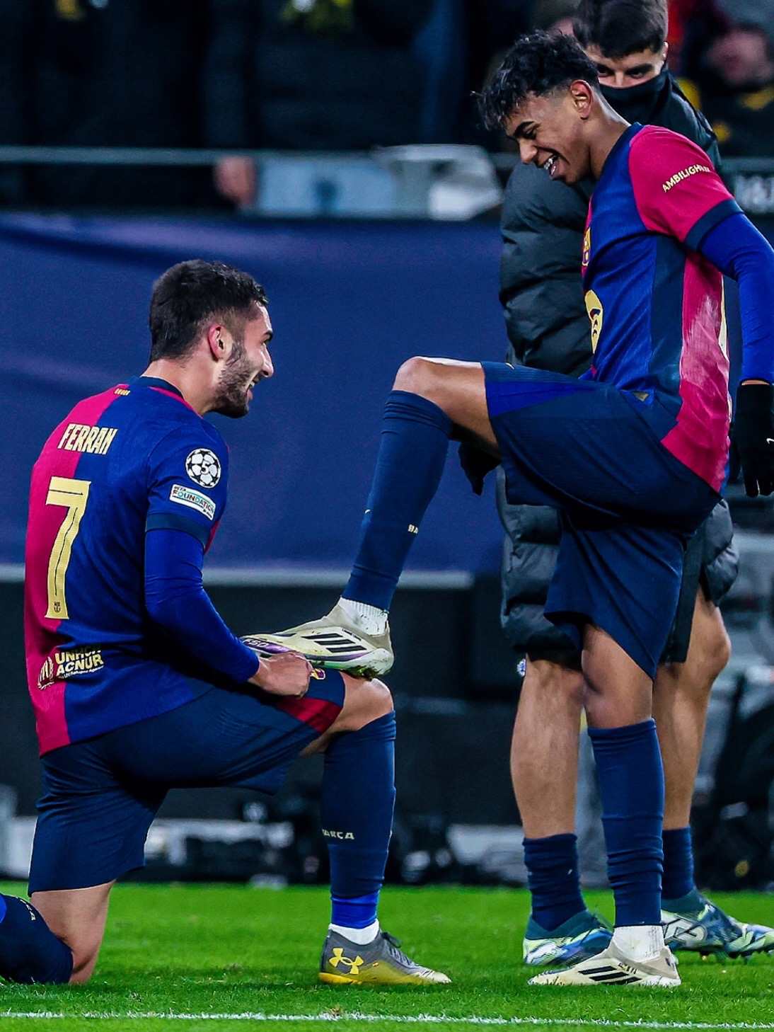 开云官方平台-阿根廷轻取那不勒斯，格列兹曼送出助攻